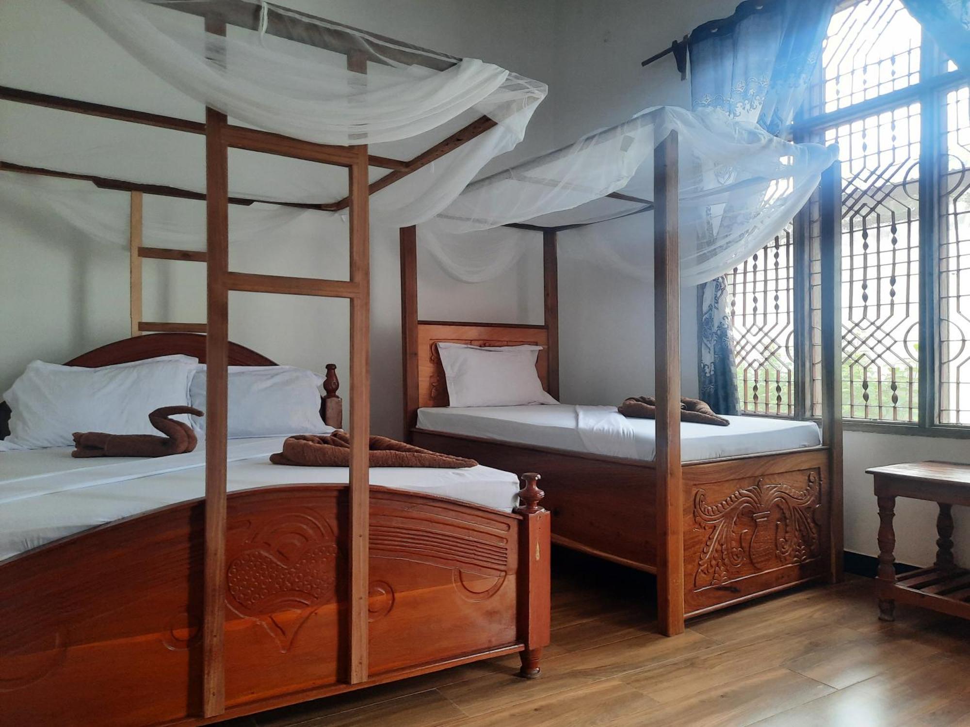 Bed and Breakfast Kajificheni House Нунгви Экстерьер фото