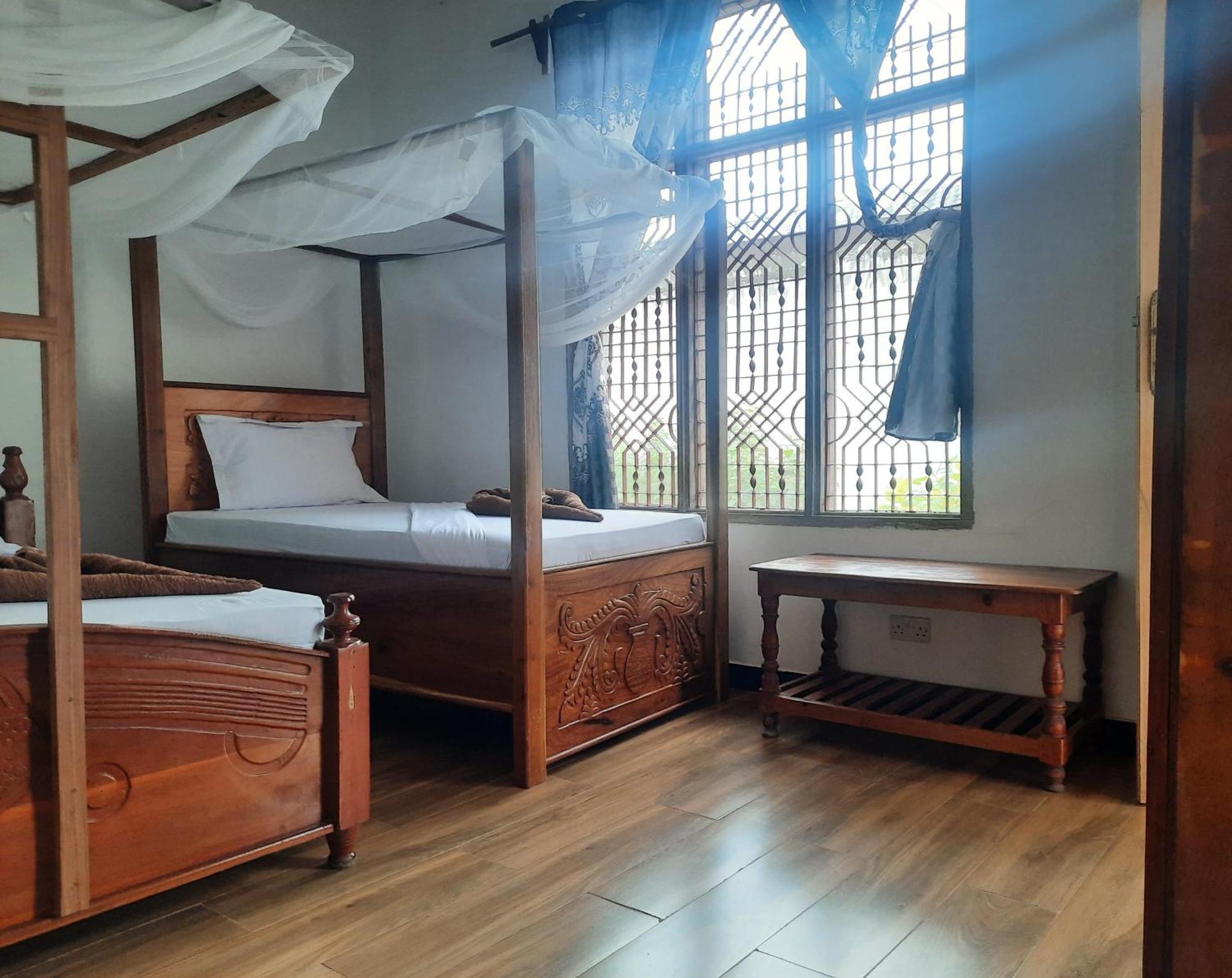 Bed and Breakfast Kajificheni House Нунгви Экстерьер фото