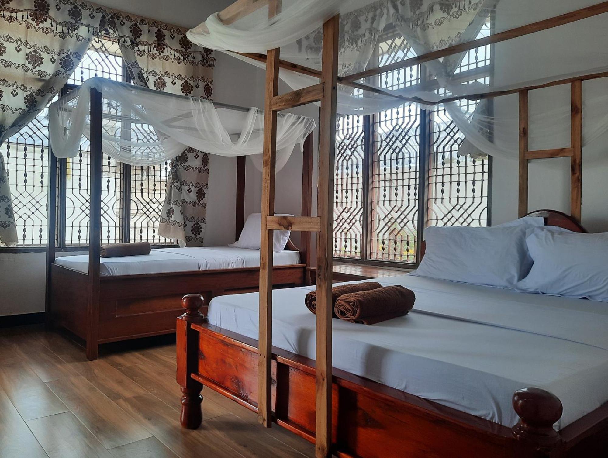 Bed and Breakfast Kajificheni House Нунгви Экстерьер фото